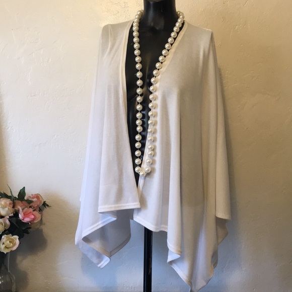 No Lable Sweaters - White Sweater Cape